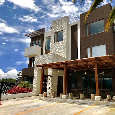Ilalo Garden Hotel & Restaurant كويتو المظهر الخارجي الصورة